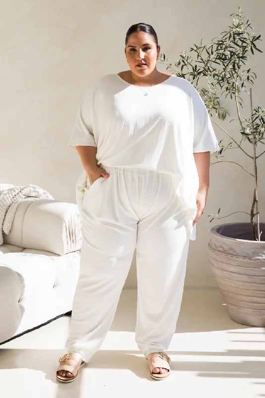 women's solid-color pantsEveryday Lounge Pant | White