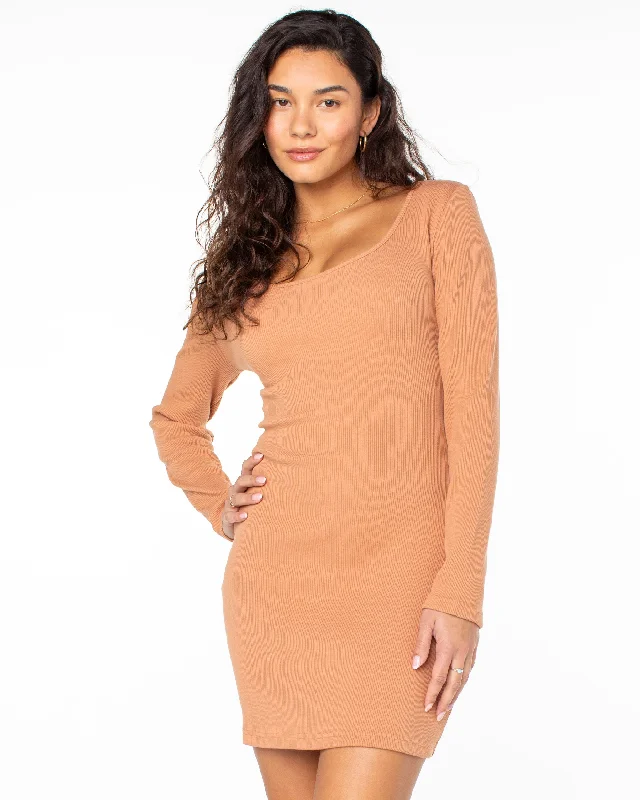 Feminine Long Sleeves DressGood Keepsake Long Sleeve Dress - Russet