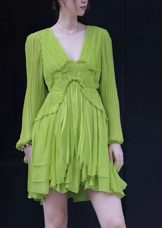 chic midi dressesFine Green V Neck Ruffled Patchwork Mid Dresses Spring