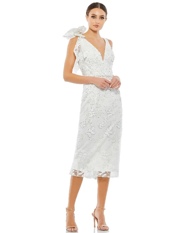 mother-of-the-bride wedding dressesMac Duggal 79337 Short Mother of the Bride Dress