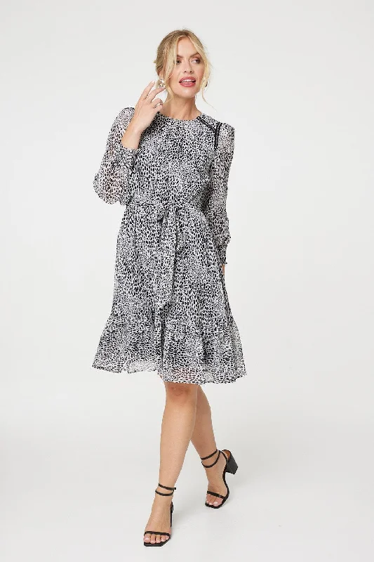 Fashionable Long Sleeves A-Line DressAnimal Print Long Sleeve Dress