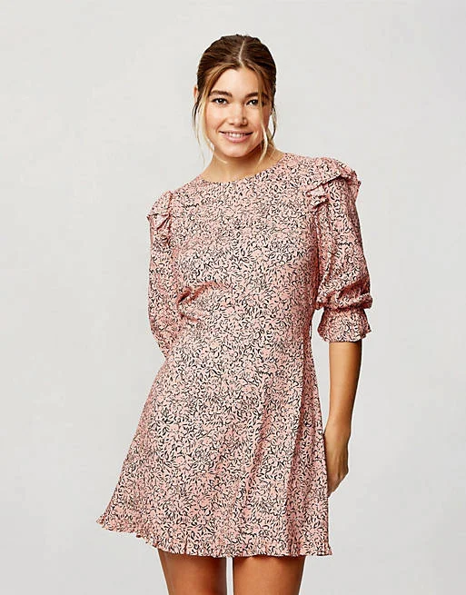 Fancy Lace Long Sleeves DressLong Sleeve Tea Dress Pink